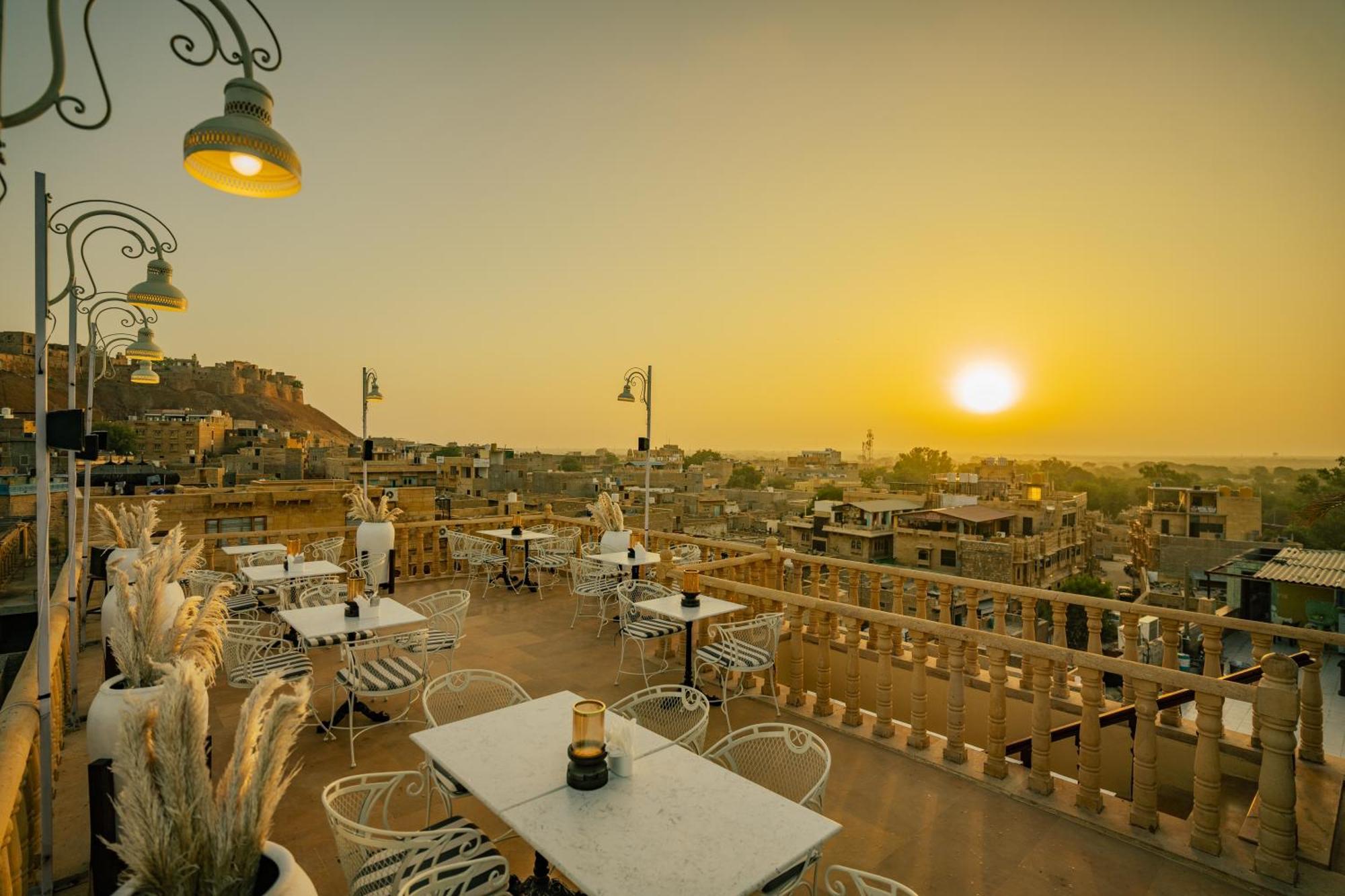 Fateh Villa A Luxury Boutique Hotel Джайсалмер Екстериор снимка
